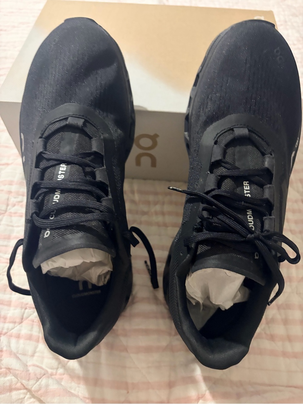NWB ON RUNNING CLOUDMONSTER MEN’S RUNNING SHOES SZ12